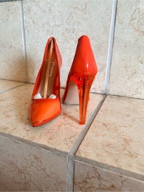 Steve Madden Bright Orange Patent Pointed-Toe Stilettos